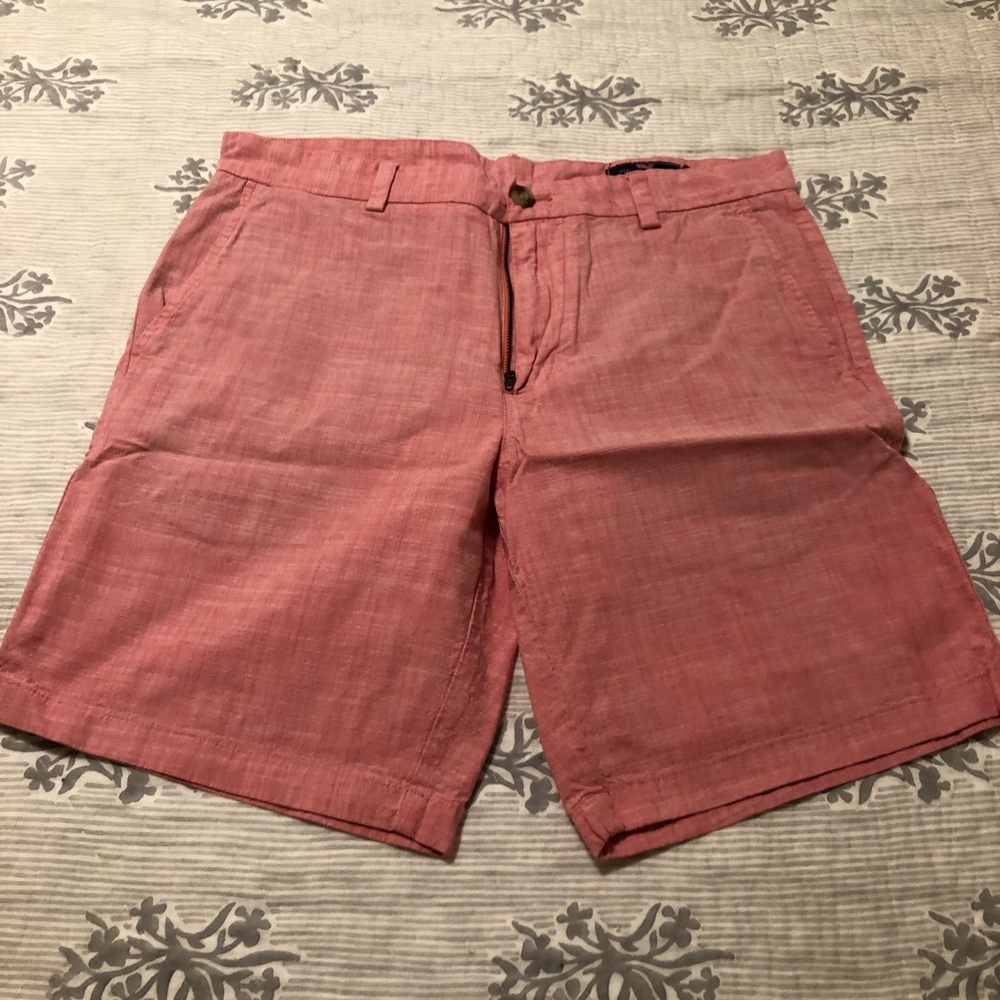 Vineyard Vines - Men’s Breaker Short - 33” Waist